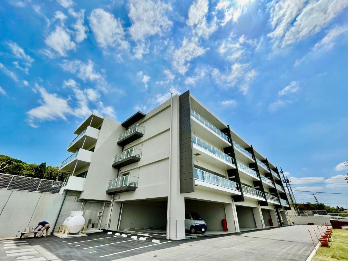 Coral Palace Onna By Sunset Avenue ภายนอก รูปภาพ